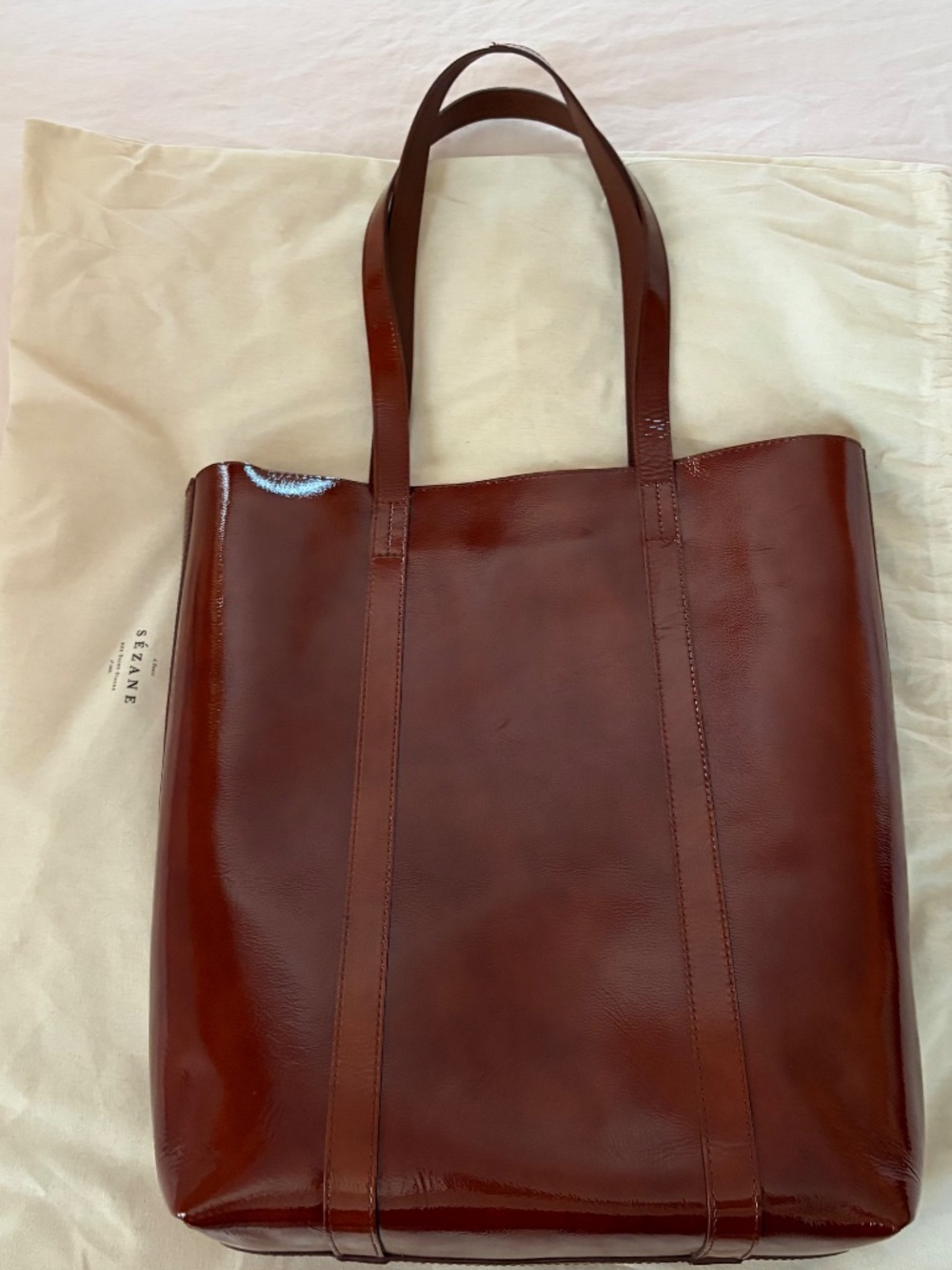 Sezane's The Tote in Mahogany. Brand new, never used, in original dust bag. - Picture 4 of 10